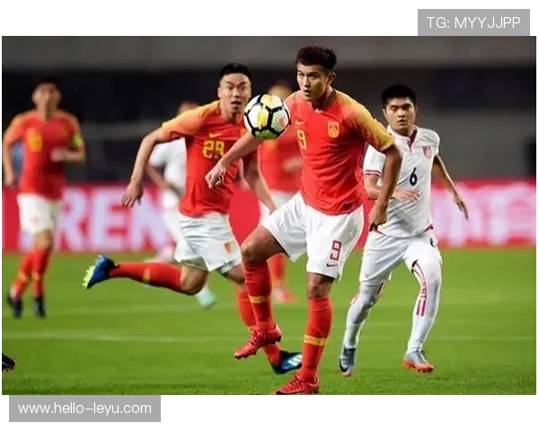 中国足球队迎战日本，争取晋级世界杯亚洲区预选赛最后阶段